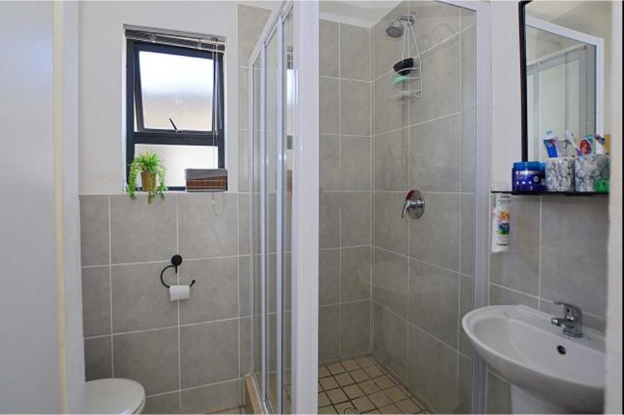 3 Bedroom Property for Sale in Parklands East Western Cape